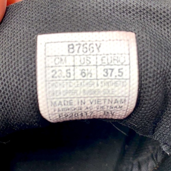 ASICS Leather Running volleyball Training Shoes Sneakers 6.5 Black Whi… - Picture 5 of 5